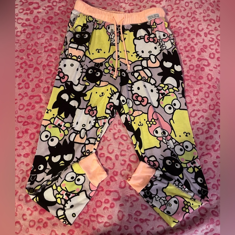 Hello Kitty woman, sleep pants